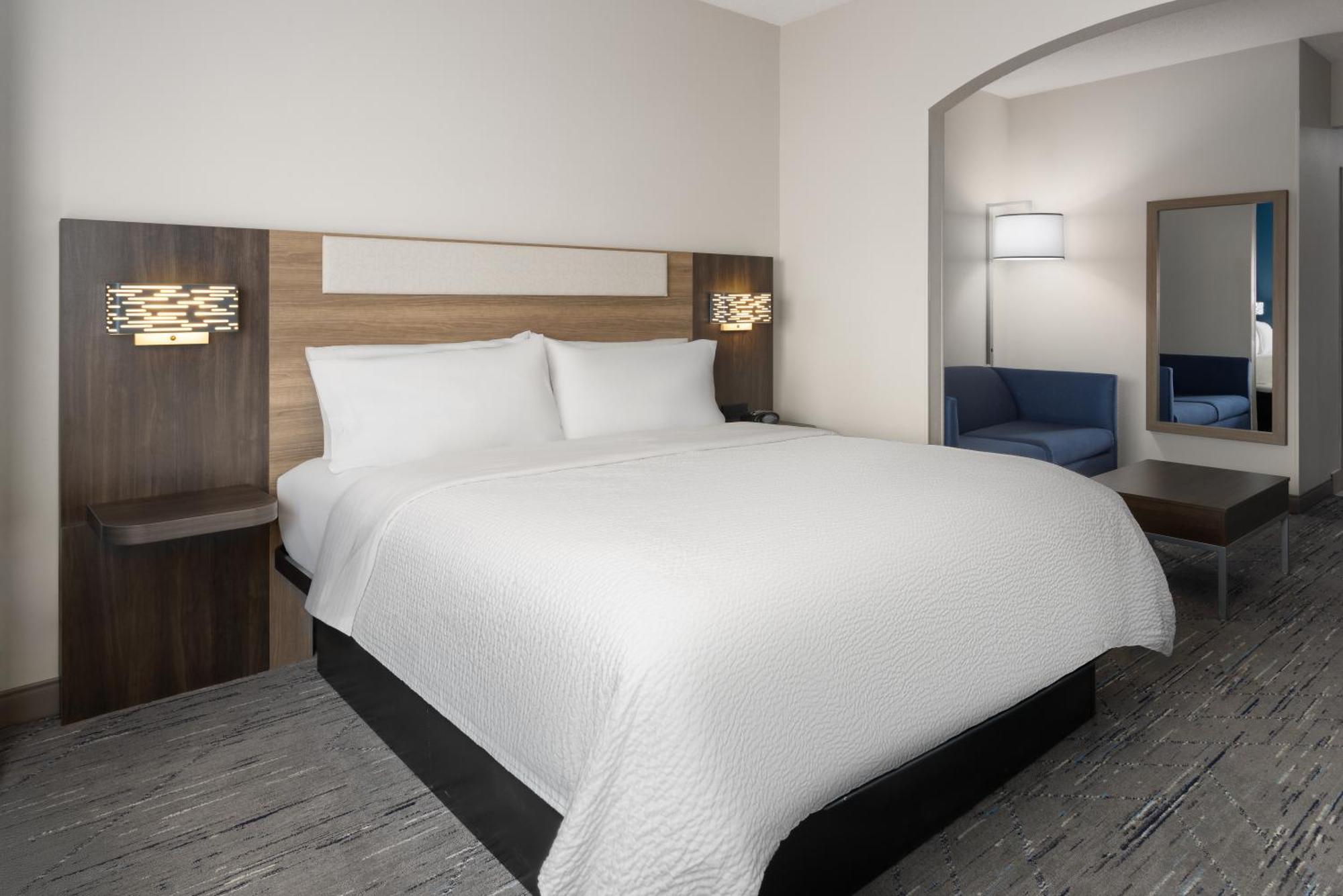 Holiday Inn Express & Suites Leesburg - Historic District By Ihg Exterior photo