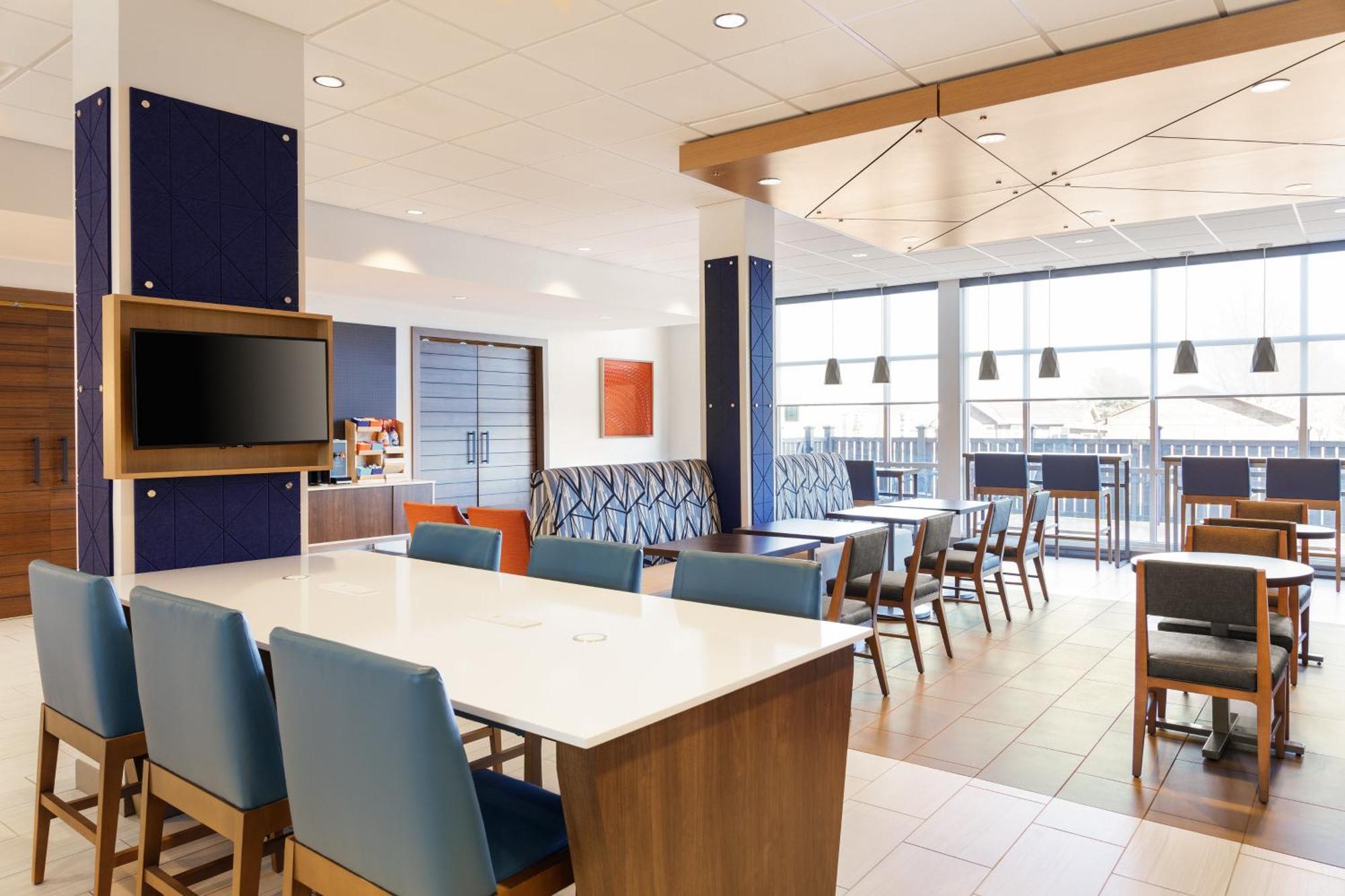Holiday Inn Express & Suites Leesburg - Historic District By Ihg Exterior photo